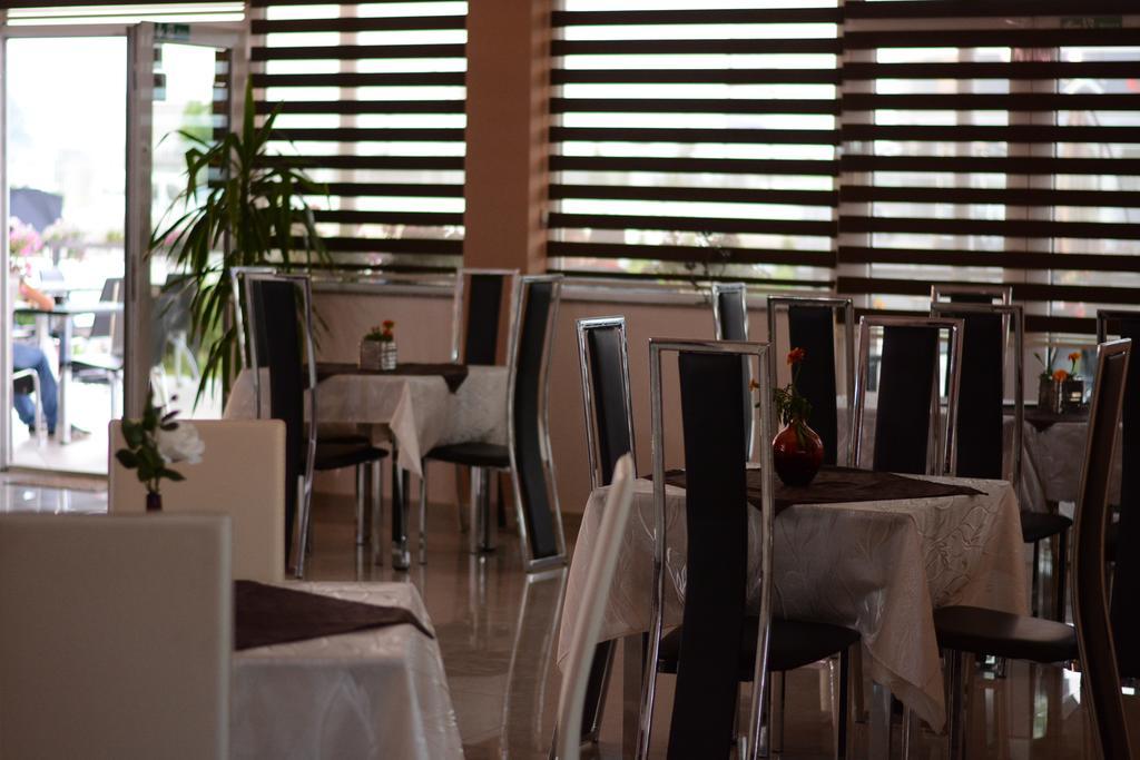 Villa Grand 比托拉 外观 照片